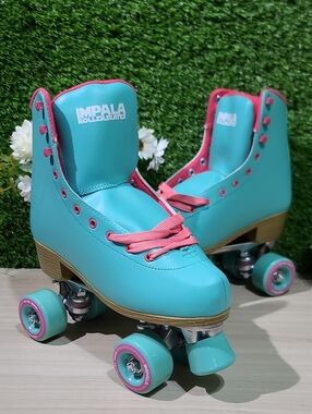Kids Roller Skate - Turquoise with Pink Accents
